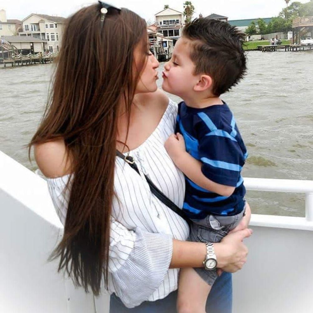 Meet your Posher, Angela